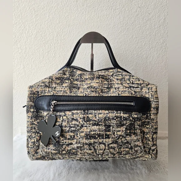 Tatiisah Is Live‼️Like & Share this listing to be notified when I go live - Picture 3 of 11